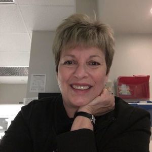 Meet your Posher, Lyne